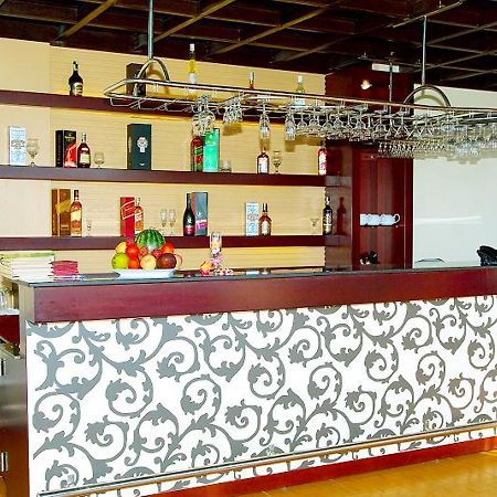 Quoc Te Hotel Nha Trang Bagian luar foto