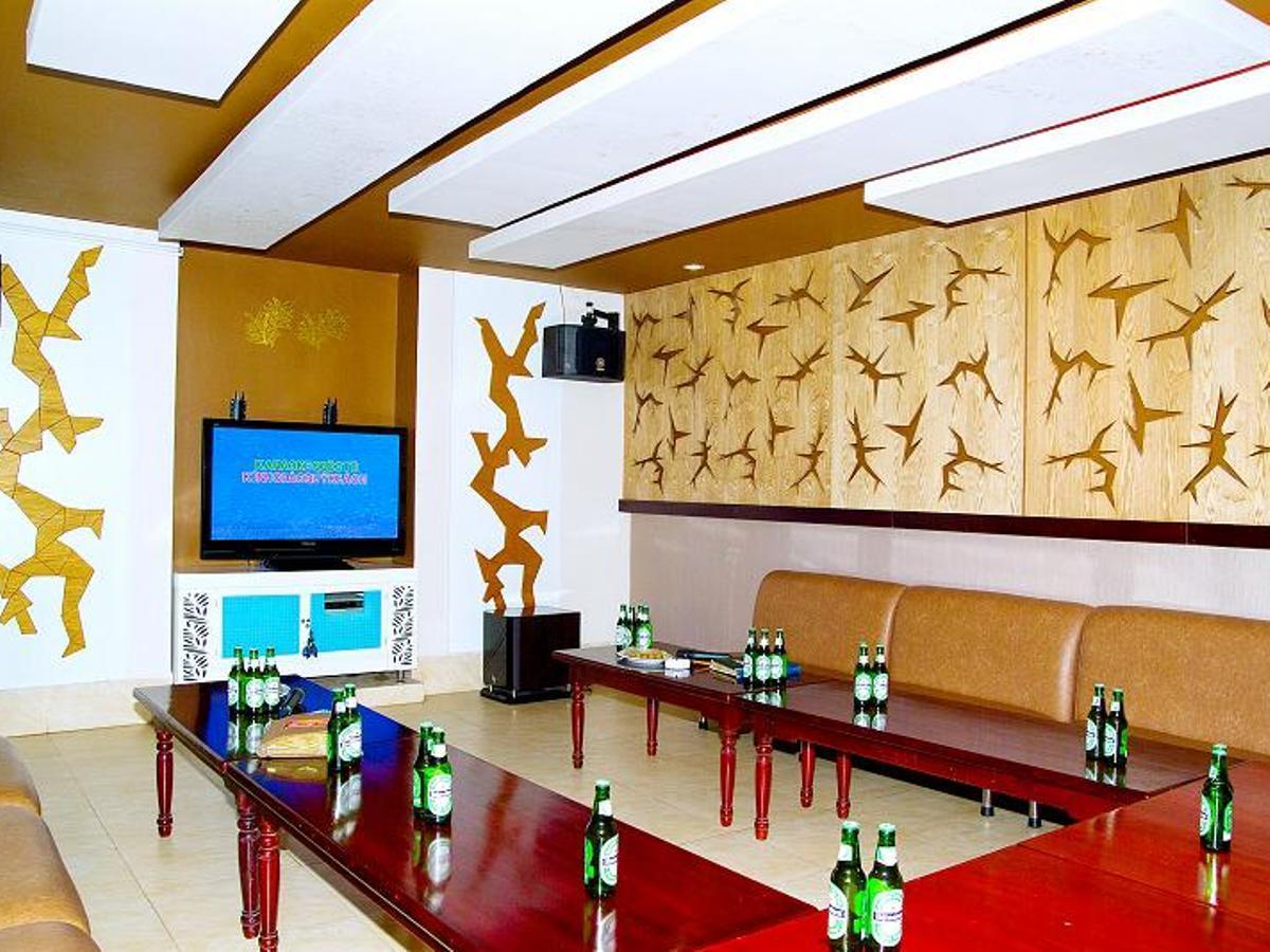 Quoc Te Hotel Nha Trang Bagian luar foto